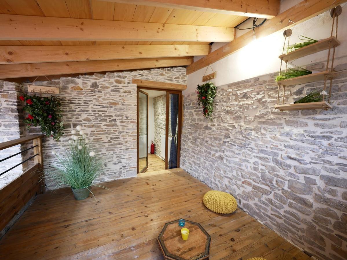 Gite De Cremieu Crémieu Exterior foto